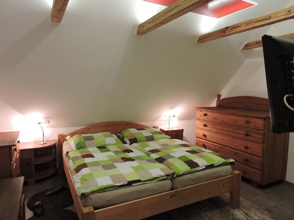 Gregor's Im Wald * Edelschrott